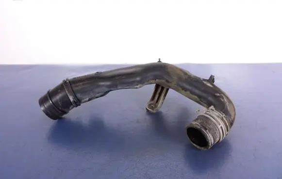Skoda Fabia Mk2 (5J) Air intake hose/pipe 6Q0129654BD