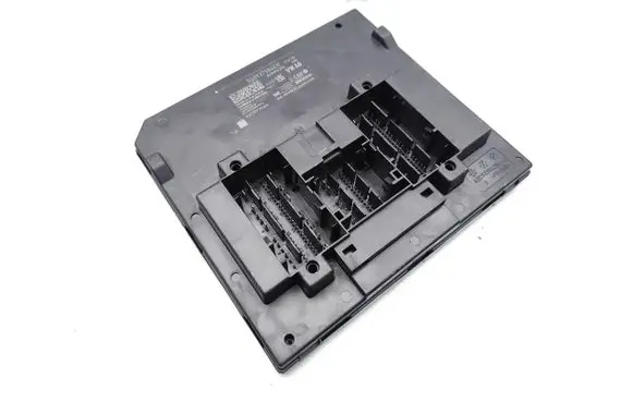 Audi A1 Central body control module 5Q0937084EH A3C09738408