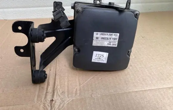 BMW 5 E60 E61 ABS Pump 6783360