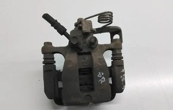Hyundai i20 (GB IB) Rear brake caliper 58230C8300