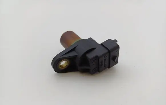 Mercedes-Benz A W168 Camshaft position sensor A0031539728