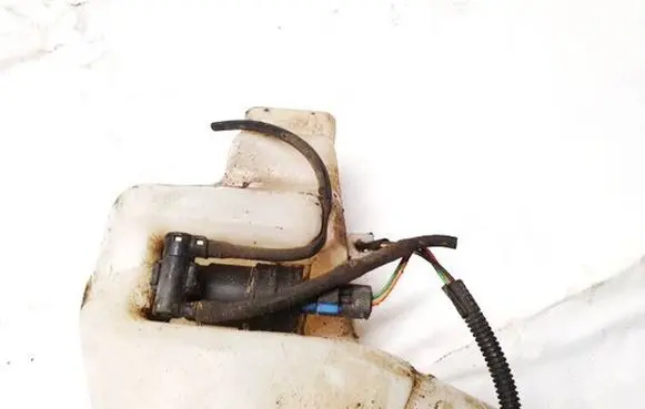Renault Scenic I Windscreen/windshield washer pump