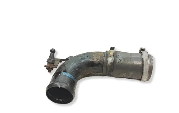 Ford Focus Intercooler hose/pipe AV616C750AE