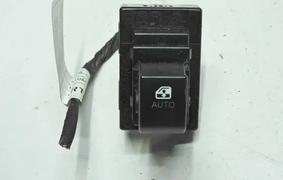 KIA Ceed Electric window control switch 93575-1H100