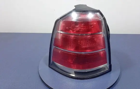 Opel Zafira B Rear/tail lights 08-442-1948L-B