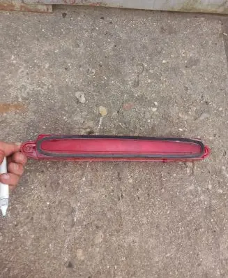 Third/center stoplight