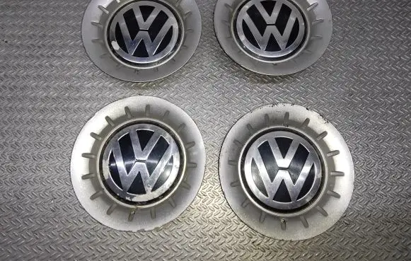 Volkswagen PASSAT B6 Original wheel cap 6K0601149L