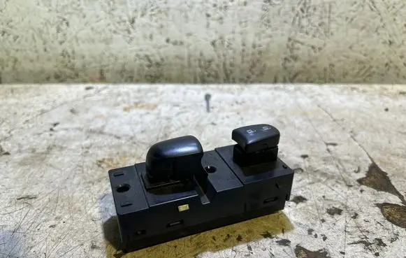 Nissan Juke I F15 Electric window control switch 254111KA5A 0784 CHTNA