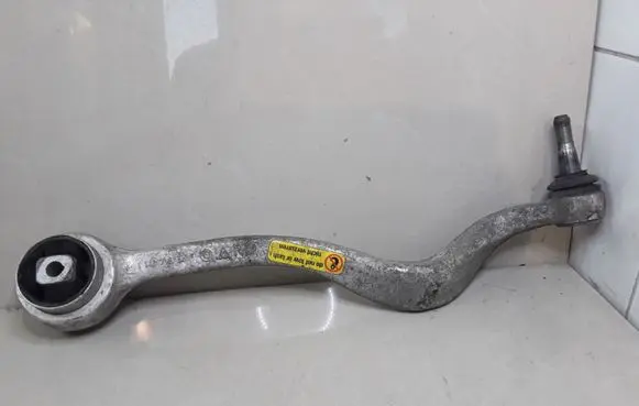 BMW 5 E39 Front lower control arm/wishbone 1141718