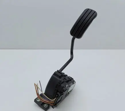 Renault Trafic II (X83) Accelerator throttle pedal 7700313060 6PV00811914
