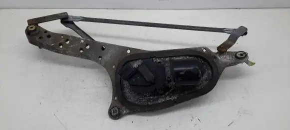 Renault Laguna II Front wiper linkage and motor