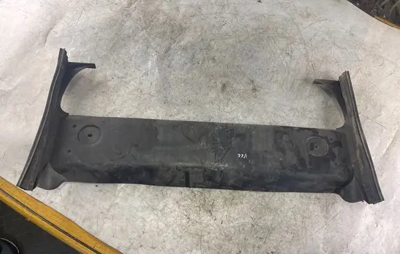 Volvo V70 Intercooler air guide/duct channel 8662955