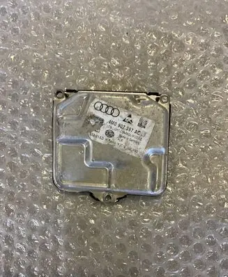Audi Q7 4M Headlight ballast module Xenon 4M0907397AC 19023100AA