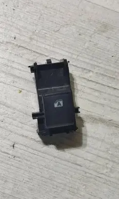 Toyota C-HR I Electric window control switch