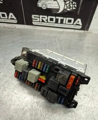 Mercedes-Benz E W211 SAM control unit 0025458701