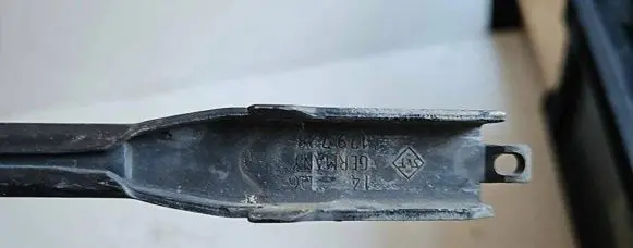 Volvo XC90 Windshield/front glass wiper blade 30753819 180253