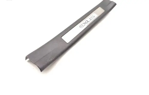 Lexus RX 330 - 350 - 400H Rear sill trim cover 67930-48021 67917-48020 67917-48030