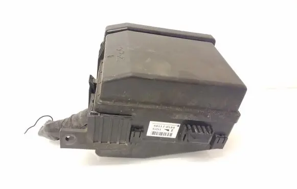 Mitsubishi Grandis Fuse module 401170589 5451