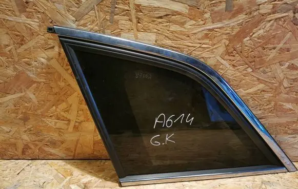 Opel Antara Side middle window/glass P96660068