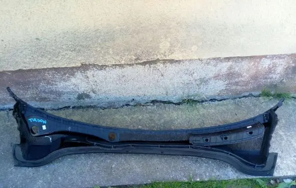 Hyundai Tucson TL Wiper trim 86151D7000