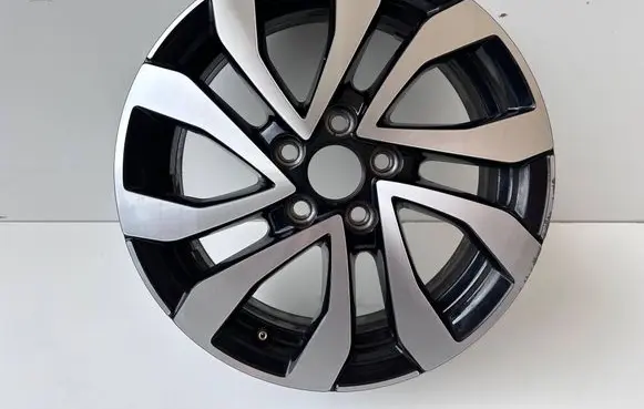 Volkswagen Polo VI R15 alloy rim 2G0601025AR