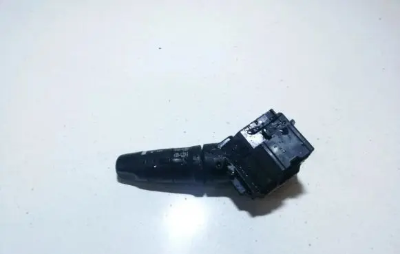 Nissan Primera Wiper control stalk 25260av615
