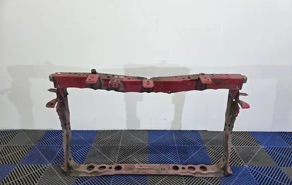 Toyota Auris 150 Radiator support slam panel bracket 