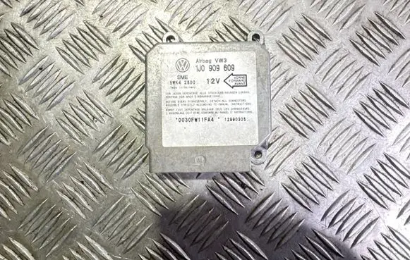 Volkswagen New Beetle Airbag control unit/module 1J0909609