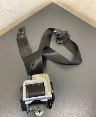Audi A4 S4 B7 8E 8H Front seatbelt 008R2000 560788501