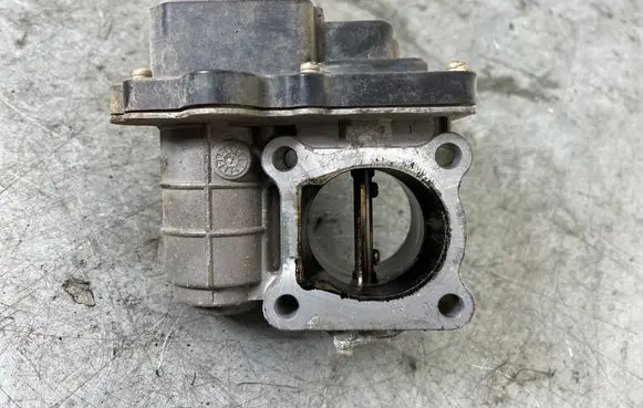 Honda CR-V Throttle valve NAS09053 2Y08086