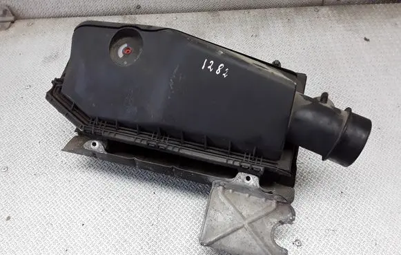 Mercedes-Benz ML W163 Air filter box