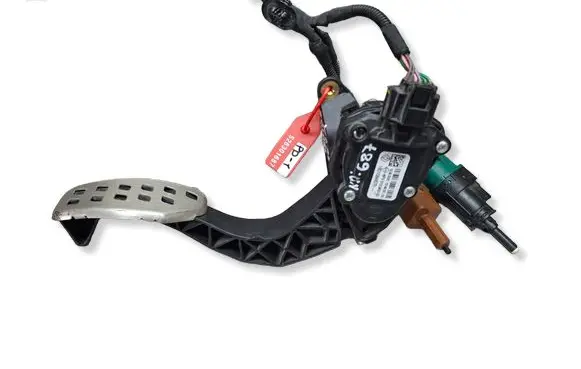 Renault Arkana Accelerator throttle pedal S26301687 180108467R