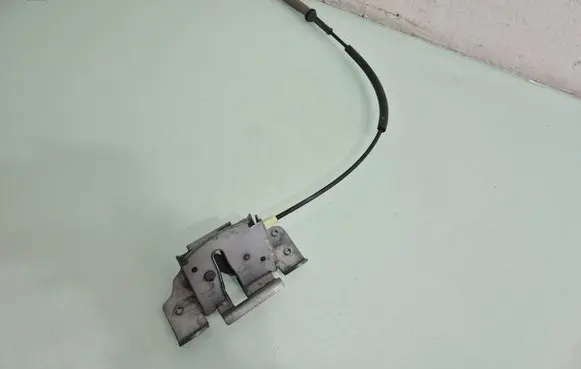 Chrysler Pacifica Tailgate/trunk/boot lock/catch/latch 