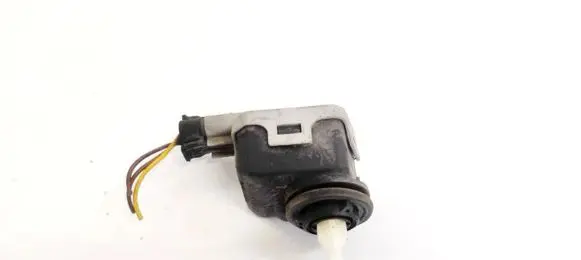 Opel Astra G Headlight level adjustment motor 90590665