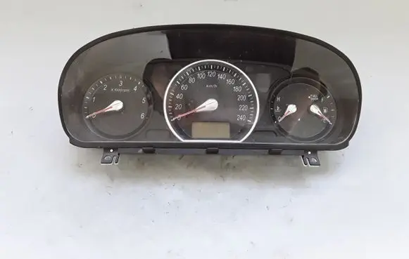 Hyundai Sonata Speedometer (instrument cluster) 940033K405