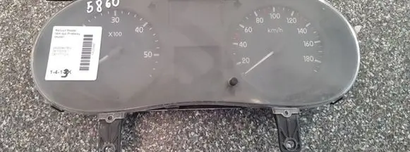 Renault Trafic II (X83) Speedometer (instrument cluster) 8200467952