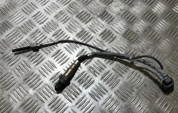 Mercedes-Benz ML W166 Exhaust gas temperature sensor a0009053905 ht0002