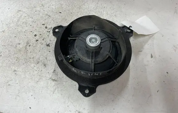 Toyota Auris 150 Rear door speaker 864600D190