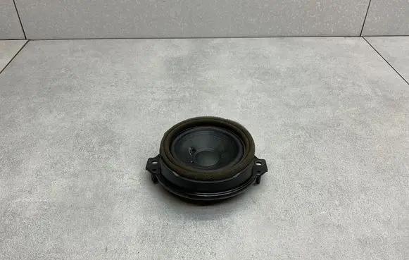 Audi Q3 8U Front door speaker 8U0035416A