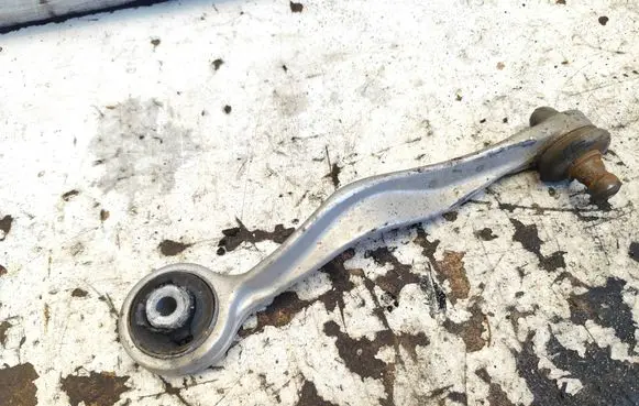 Volkswagen PASSAT B5 Front control arm