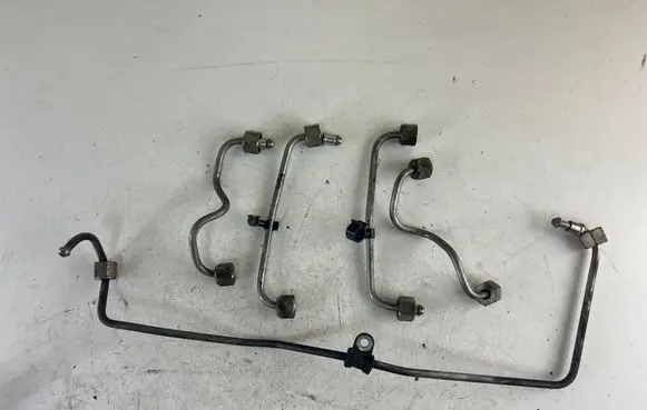 Dodge Nitro Fuel injector supply line/pipe 