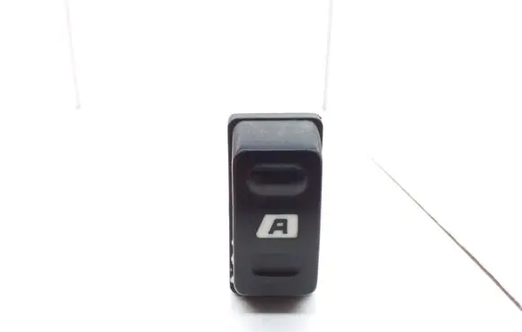 Citroen Xsara Picasso Electric window control switch 22881