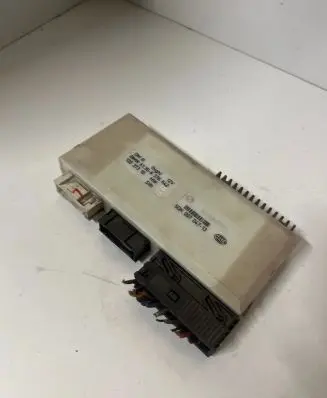 BMW 5 E39 Comfort/convenience module 61358376642 5DK00704713 12037310