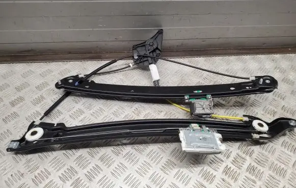 Audi Q8 Front window lifting mechanism without motor 4M8837462