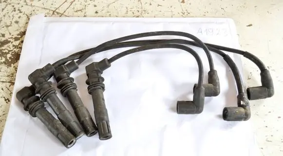 Seat Leon (1M) Ignition plug leads 036035255M