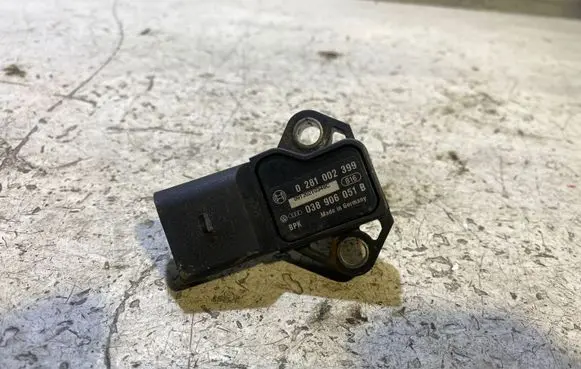 Volkswagen Golf VI Air pressure sensor 038906051B 0281002399 091202T0348C