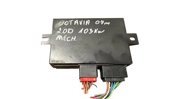Skoda Octavia Mk2 (1Z) Tow bar trailer control unit/module 1K0907383D 1K0907383B 5DS00953023