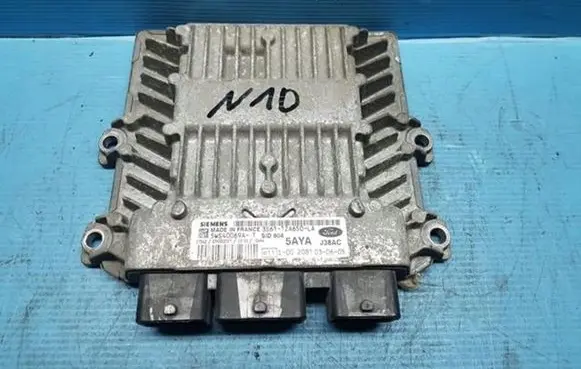 Ford Fiesta Engine control unit/module 3S6112A650