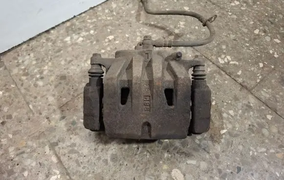 Lexus RX III Front brake caliper