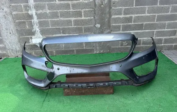 Mercedes-Benz C W205 Front bumper